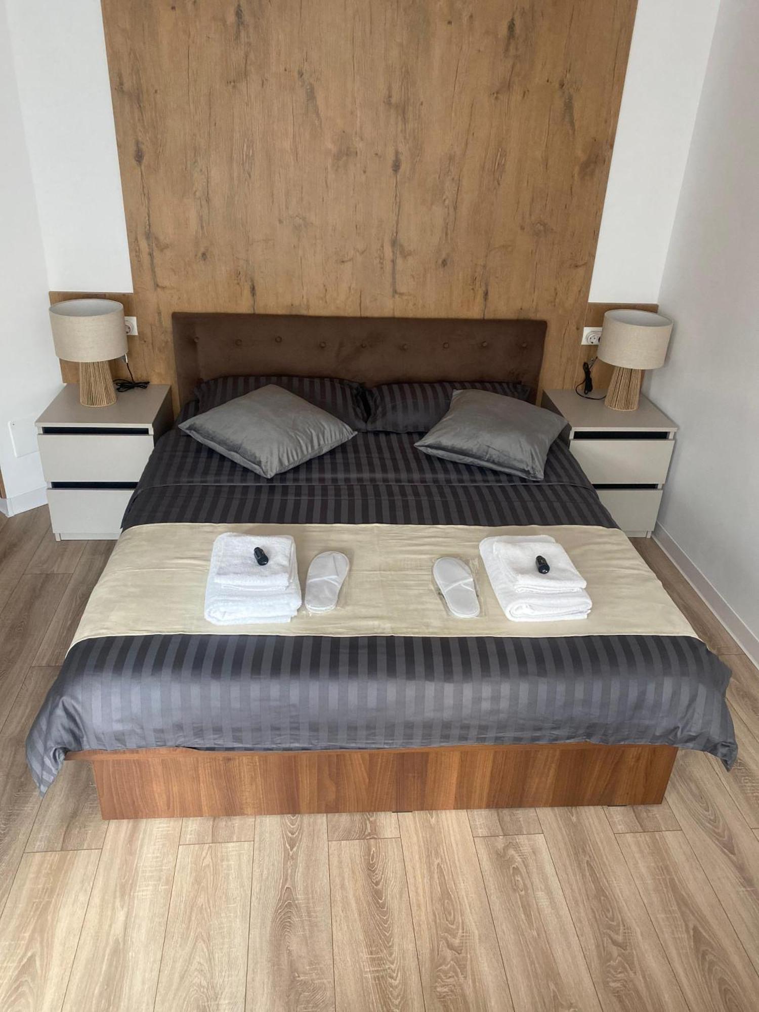 Central Luxury Apartment Ιάσιο Εξωτερικό φωτογραφία